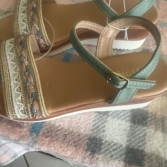 Ambiance Green and Tan Sandals - Picture 2 of 4
